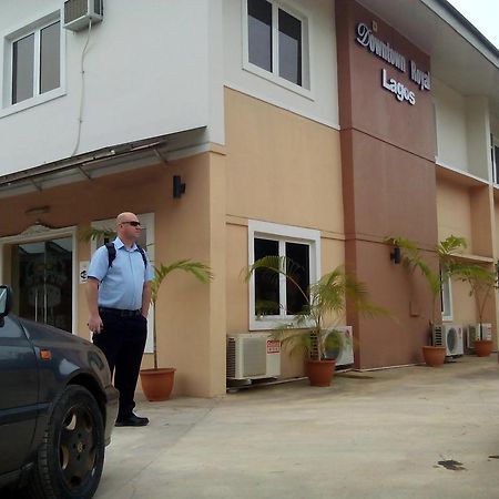 ดาวน์ทาวน์ รอยัล โฮเต็ล Gra Hotel อีเคจา ภายนอก รูปภาพ